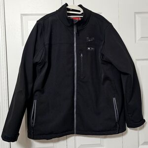 Miluakee heated jacket (2X) with one battery